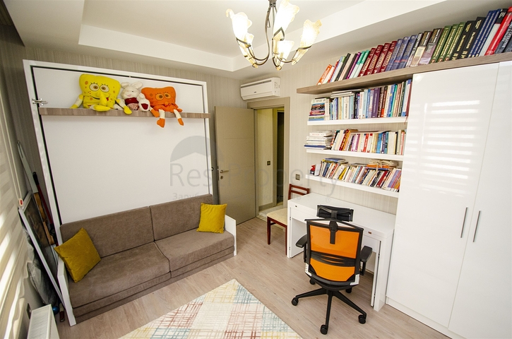 Элитная квартира 5+1 с выходом в сад в Унжалы Коньяалты