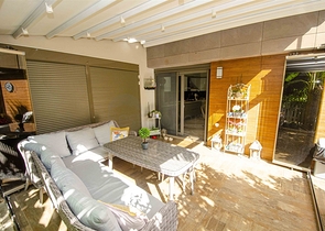 Элитная квартира 5+1 с выходом в сад в Унжалы Коньяалты