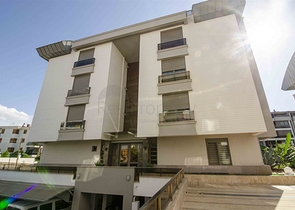 Элитная квартира 5+1 с выходом в сад в Унжалы Коньяалты