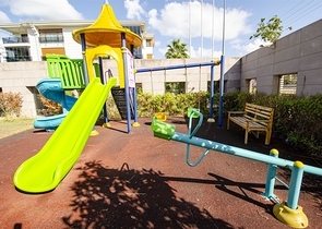 Элитная квартира 5+1 с выходом в сад в Унжалы Коньяалты