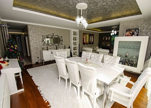 Элитная квартира 5+1 с выходом в сад в Унжалы Коньяалты