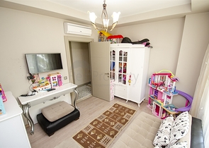 Элитная квартира 5+1 с выходом в сад в Унжалы Коньяалты