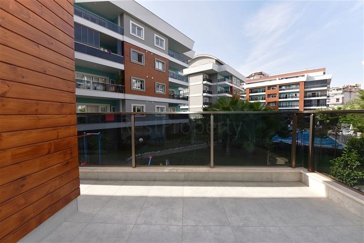 Трехкомнатная квартира в районе Оба