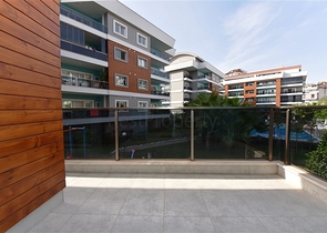 Трехкомнатная квартира в районе Оба