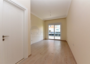 Трехкомнатная квартира в районе Оба