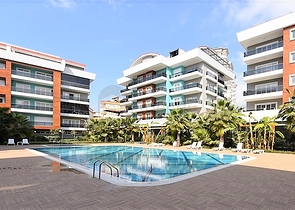 Трехкомнатная квартира в районе Оба