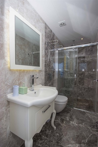 Трехкомнатная квартира с прямым видом на море