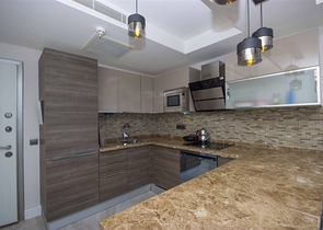 Трехкомнатная квартира с прямым видом на море