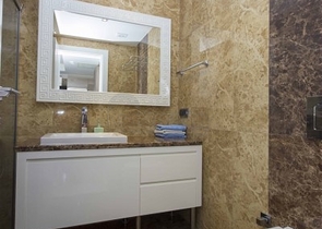 Трехкомнатная квартира с прямым видом на море