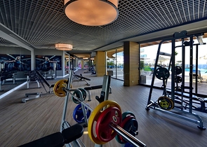 Трехкомнатная квартира с прямым видом на море