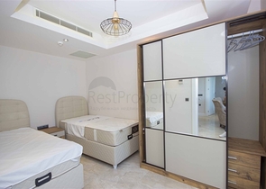 Трехкомнатная квартира с прямым видом на море