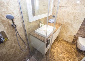 Трехкомнатная квартира с прямым видом на море