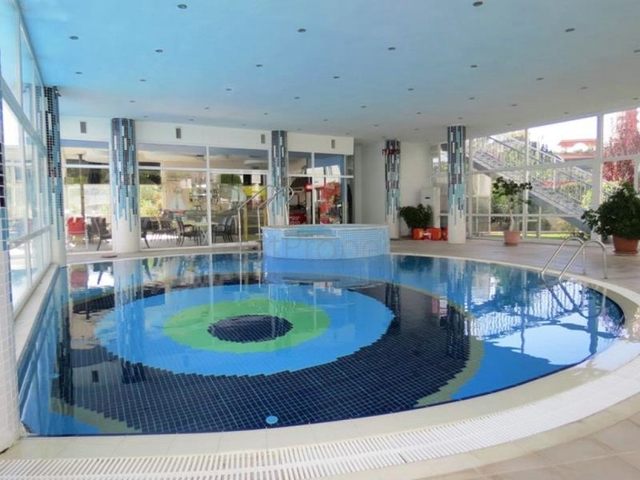 Трехкомнатные просторные апартаменты в районе Джикджилли