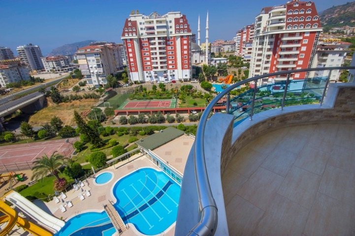 Трехкомнатные просторные апартаменты в районе Джикджилли