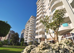 Трехкомнатные просторные апартаменты в районе Джикджилли