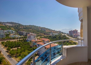 Трехкомнатные просторные апартаменты в районе Джикджилли