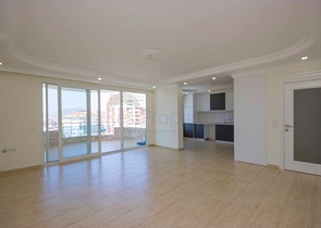 Трехкомнатные просторные апартаменты в районе Джикджилли