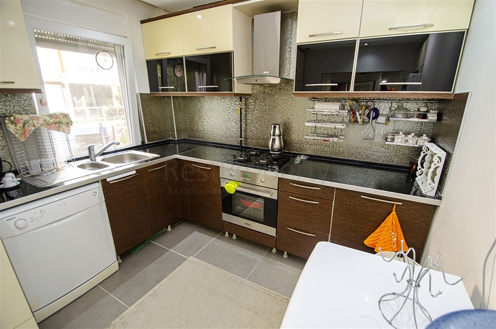 Просторная квартира 4+1 в Унжалы Коньяалты Анталья