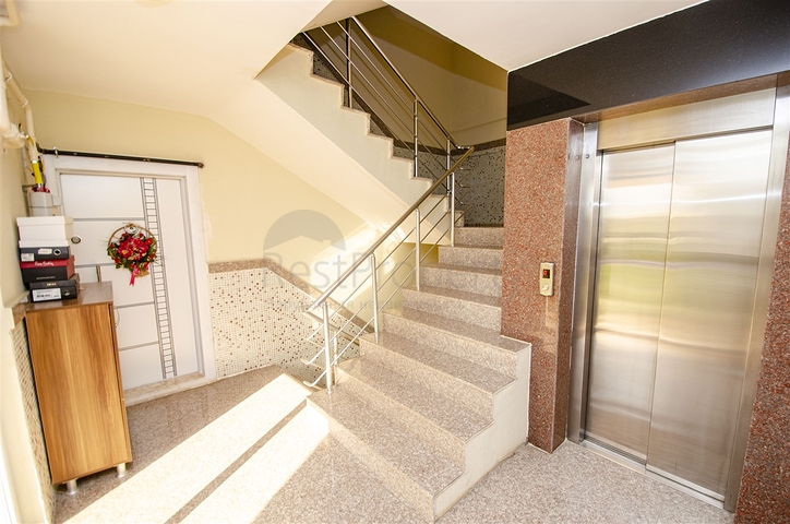 Просторная квартира 4+1 в Унжалы Коньяалты Анталья