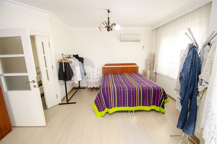 Просторная квартира 4+1 в Унжалы Коньяалты Анталья