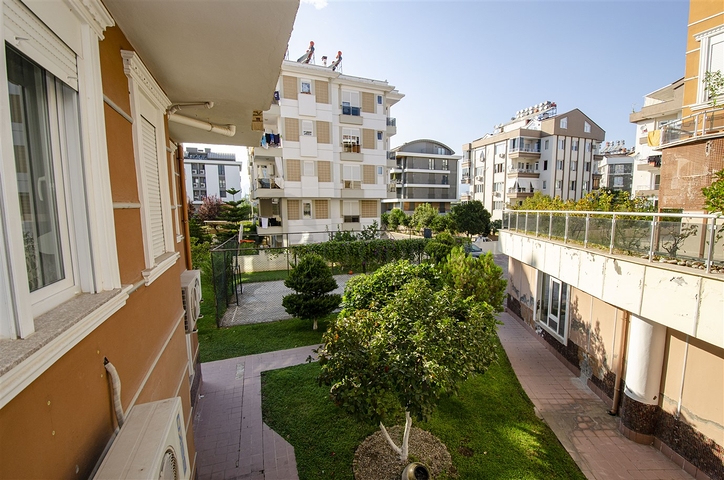 Просторная квартира 4+1 в Унжалы Коньяалты Анталья