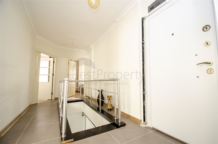 Просторная квартира 4+1 в Унжалы Коньяалты Анталья