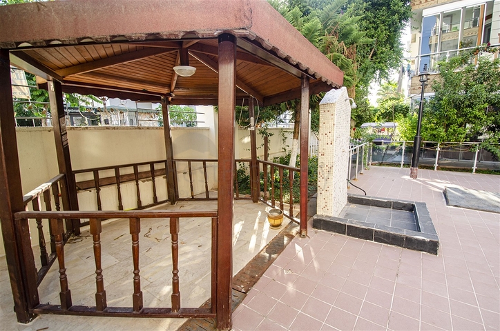 Просторная квартира 4+1 в Унжалы Коньяалты Анталья