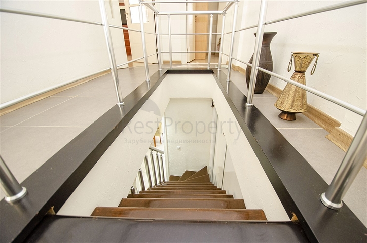 Просторная квартира 4+1 в Унжалы Коньяалты Анталья