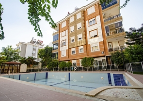 Просторная квартира 4+1 в Унжалы Коньяалты Анталья