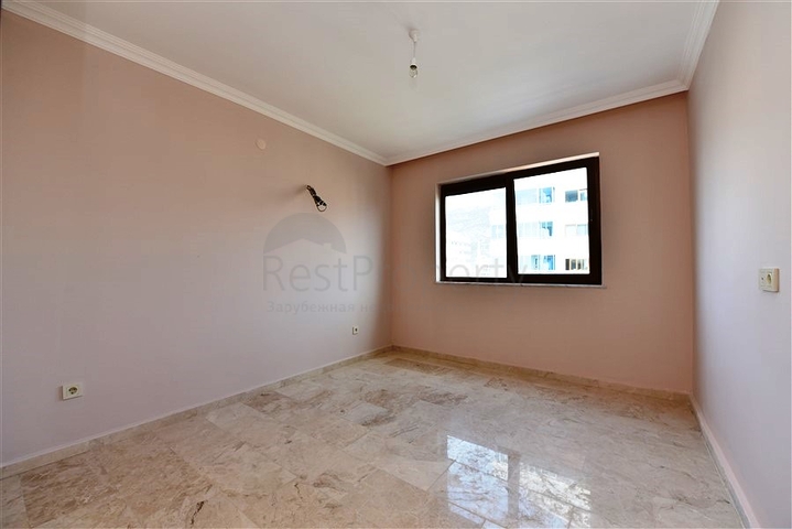 Две квартиры 2+1 на первой береговой линии в Махмутларе