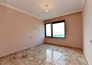 Две квартиры 2+1 на первой береговой линии в Махмутларе