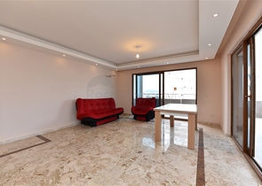 Две квартиры 2+1 на первой береговой линии в Махмутларе