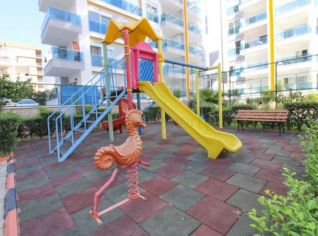 Двухкомнатная квартира с мебелью