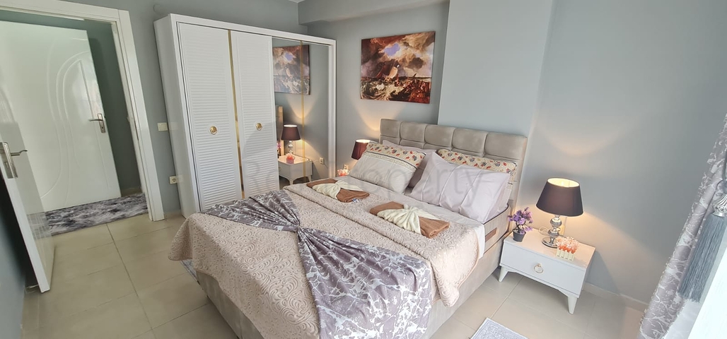 Двухкомнатная квартира с мебелью