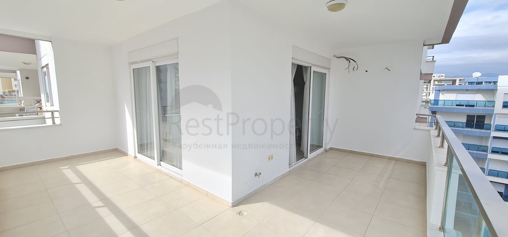 Двухкомнатная квартира с мебелью