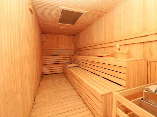 Двухкомнатная квартира с мебелью