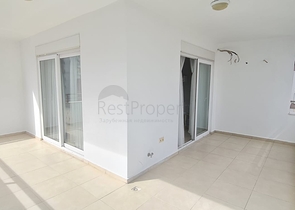 Двухкомнатная квартира с мебелью