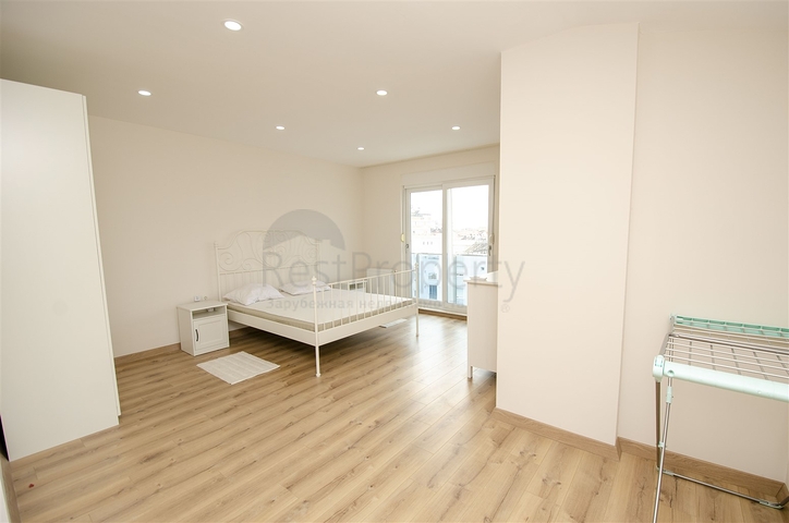 Пентхаус 3+1 с мебелью в пешей доступности к морю