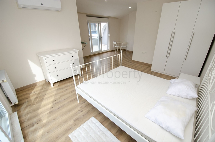 Пентхаус 3+1 с мебелью в пешей доступности к морю