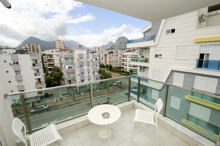 Пентхаус 3+1 с мебелью в пешей доступности к морю