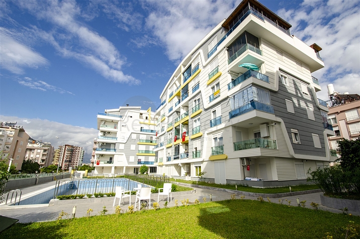 Пентхаус 3+1 с мебелью в пешей доступности к морю