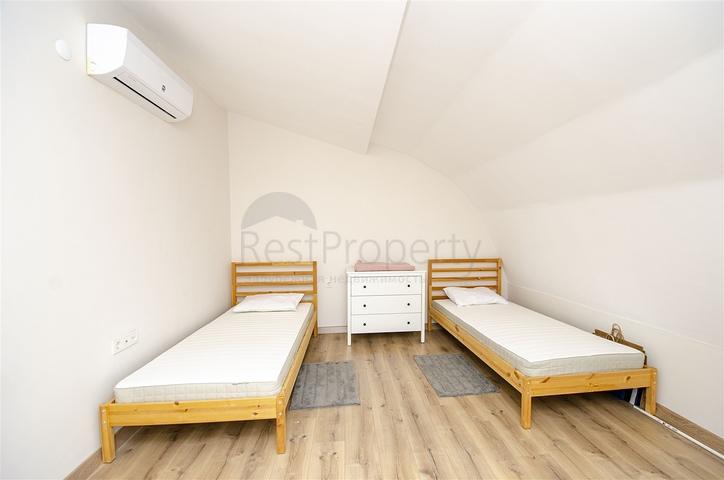 Пентхаус 3+1 с мебелью в пешей доступности к морю