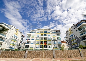 Пентхаус 3+1 с мебелью в пешей доступности к морю