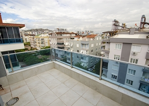 Пентхаус 3+1 с мебелью в пешей доступности к морю