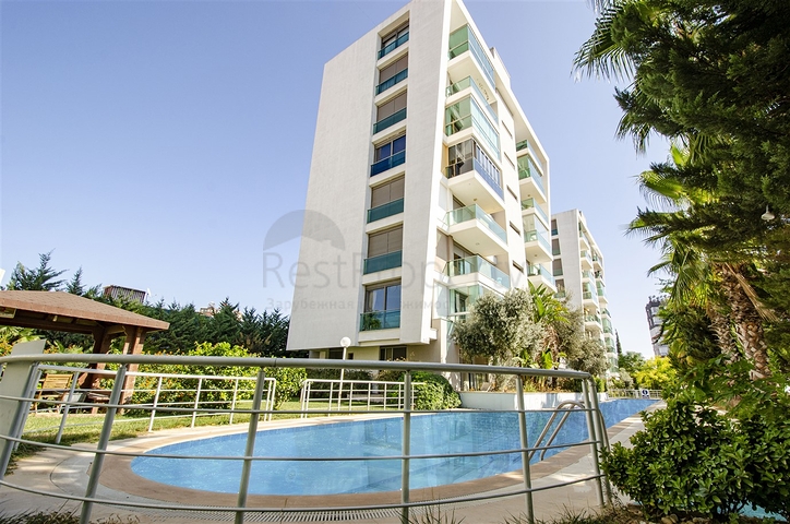 Меблированная квартира 2+1 с видом на море в Гюзельоба Лара 