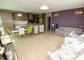 Меблированная квартира 2+1 с видом на море в Гюзельоба Лара 