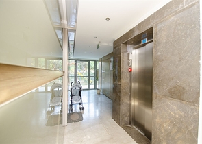 Меблированная квартира 2+1 с видом на море в Гюзельоба Лара 