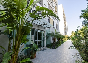 Меблированная квартира 2+1 с видом на море в Гюзельоба Лара 