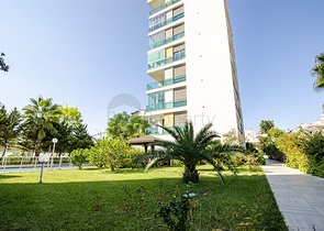 Меблированная квартира 2+1 с видом на море в Гюзельоба Лара 