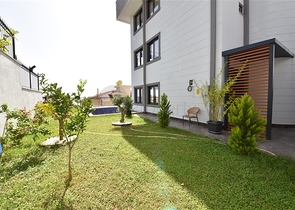 Просторная вилла в центре Аланьи с красивым панорамным видом на море